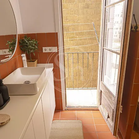 Maravilloso Apartamento En Poble Sec Barcelona Exterior foto