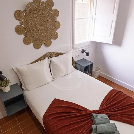 Maravilloso Apartamento En Poble Sec Barcelona Exterior foto